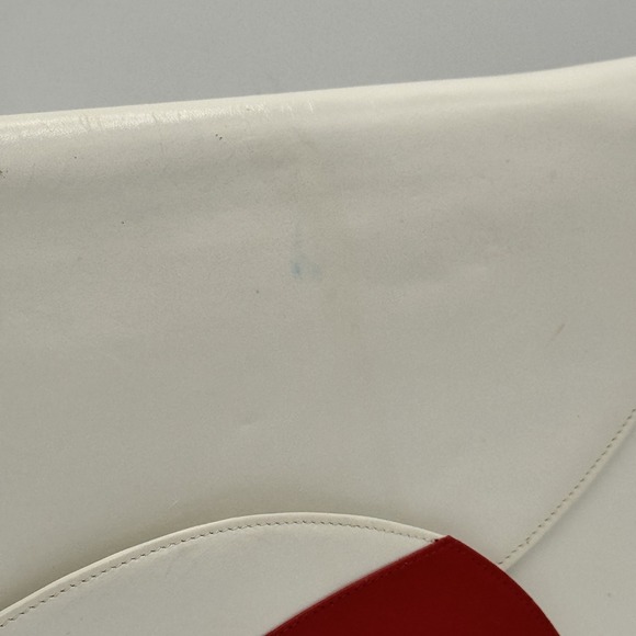 Bally White Leather Clutch Made in Italy Vintage Designer Classic Chic Read